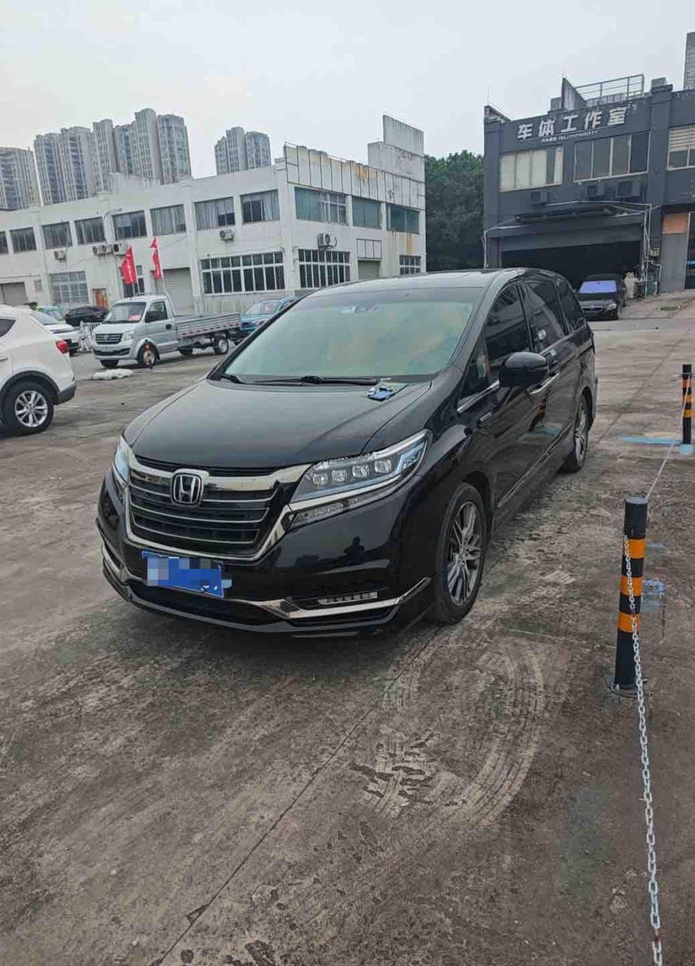 Honda Elysion 2019 — фото автомобиля