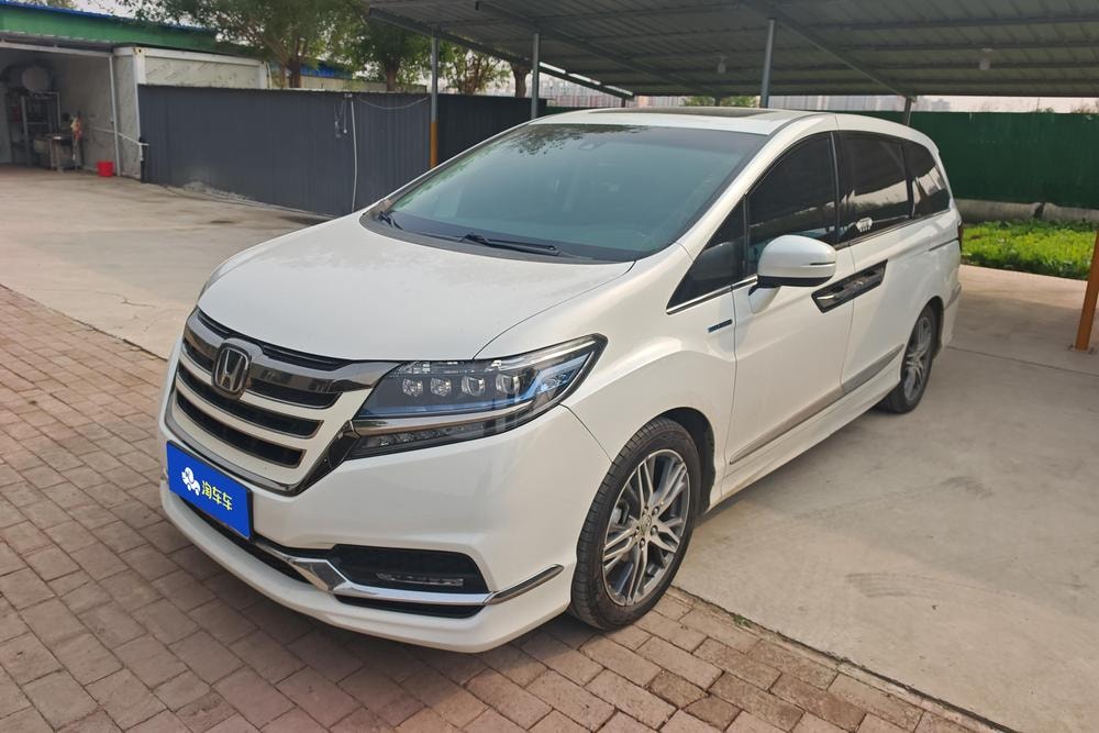 Honda Elysion 2019 — фото автомобиля
