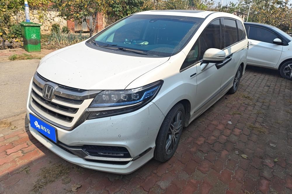 Honda Elysion 2019 — фото автомобиля