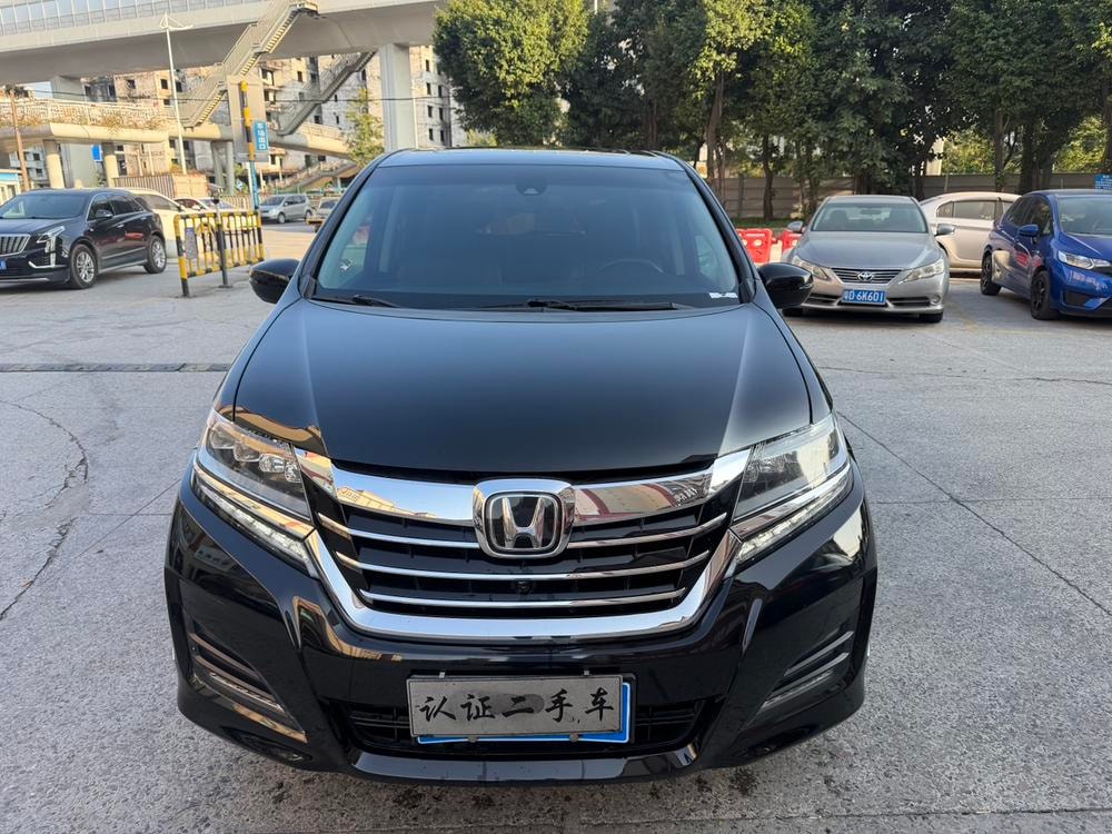 Honda Elysion 2016 — фото автомобиля 1