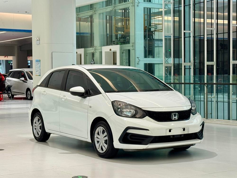 Honda Fit 2021 — фото автомобиля