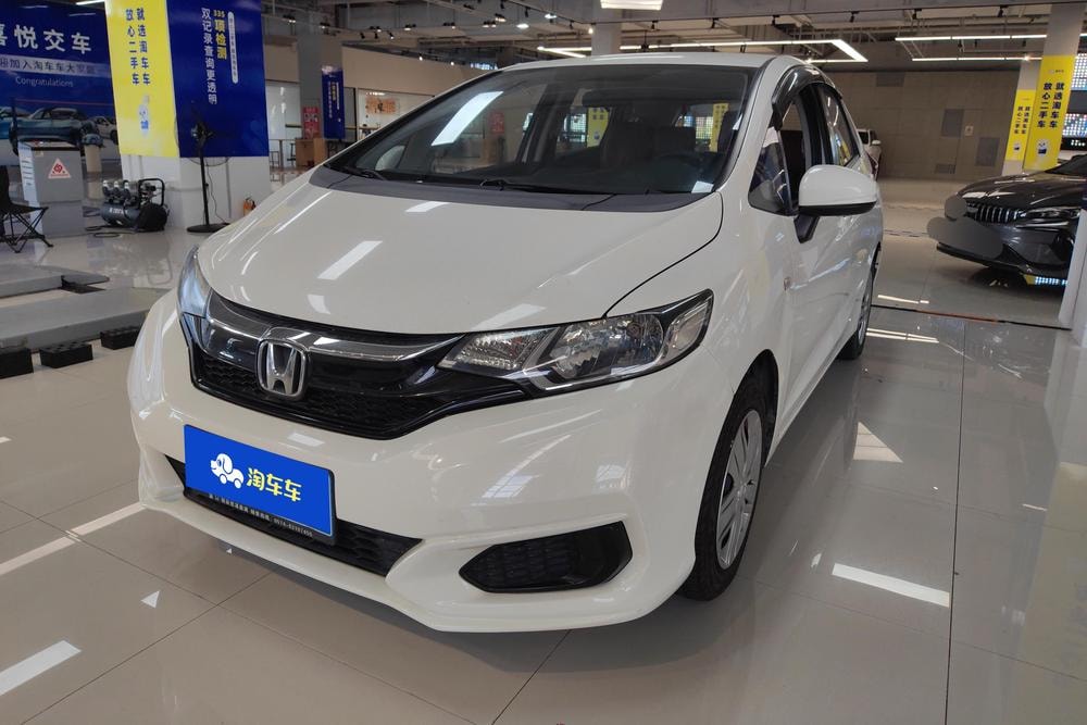 Honda Fit 2018 — фото автомобиля