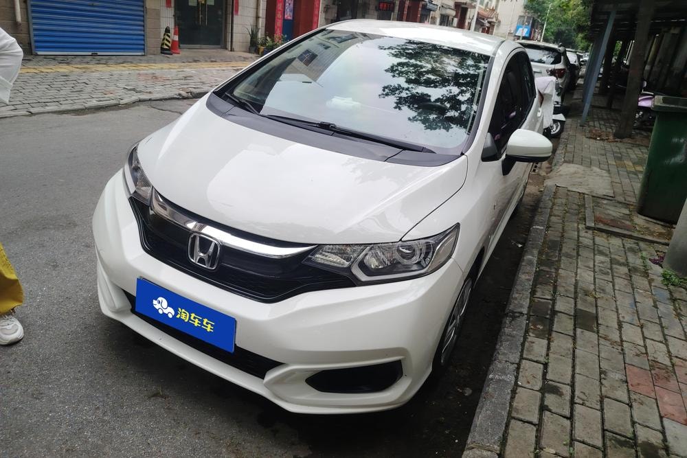 Honda Fit 2018 — фото автомобиля