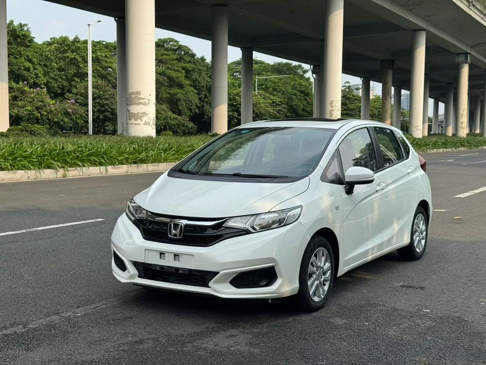 Honda Fit 2018 — фото автомобиля