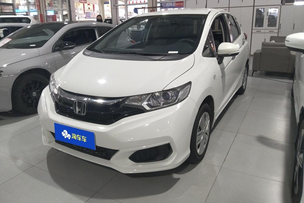 Honda Fit 2018 — фото автомобиля