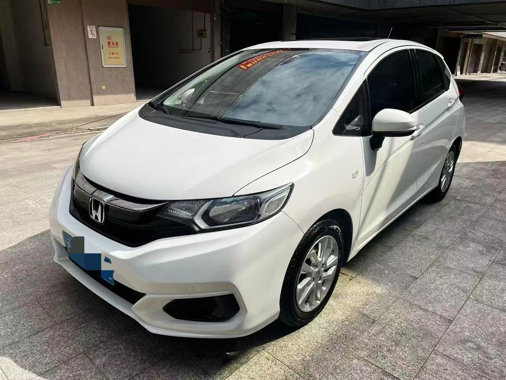 Honda Fit 2018 — фото автомобиля
