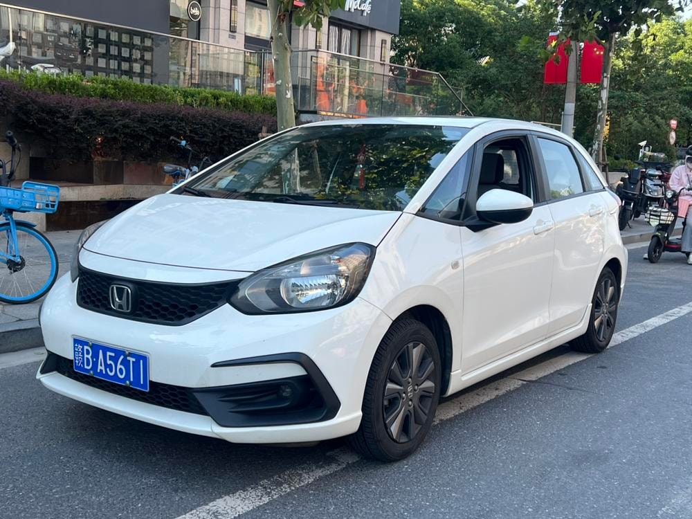 Honda Fit 2021 — фото автомобиля
