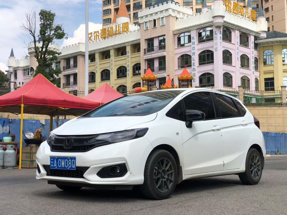 Honda Fit 2018 — фото автомобиля