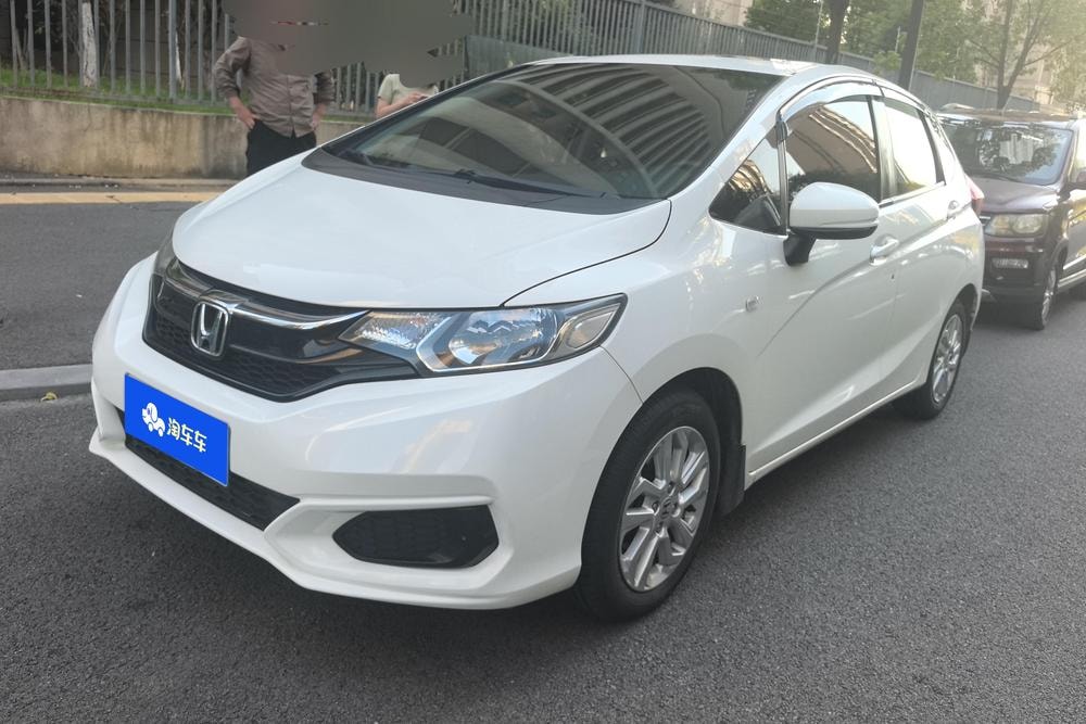 Honda Fit 2018 — фото автомобиля