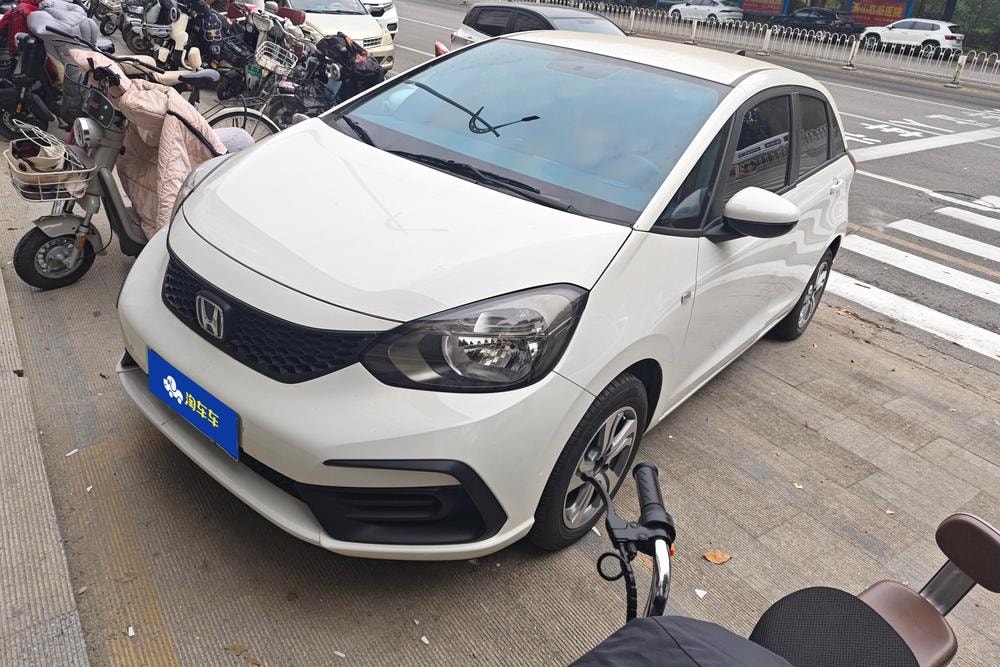 Honda Fit 2021 — фото автомобиля 1