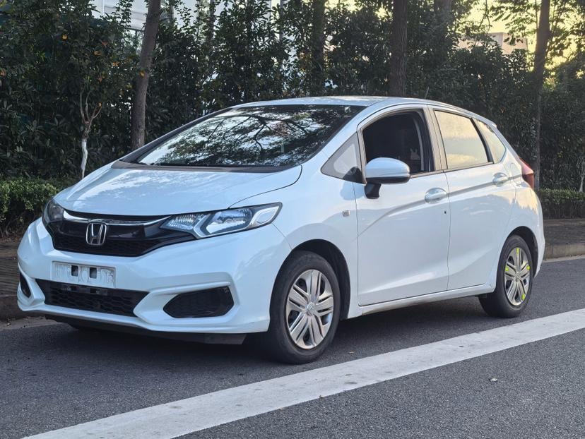Honda Fit 2018 — фото автомобиля