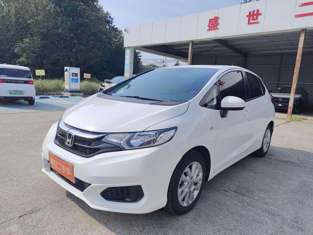 Honda Fit 2018 — фото автомобиля