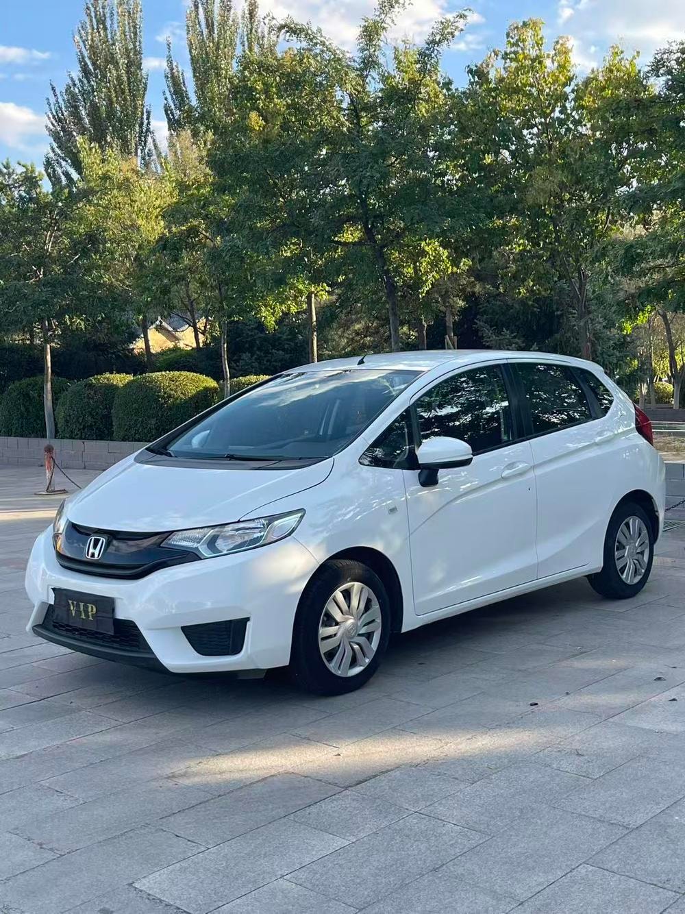 Honda Fit 2016 — фото автомобиля
