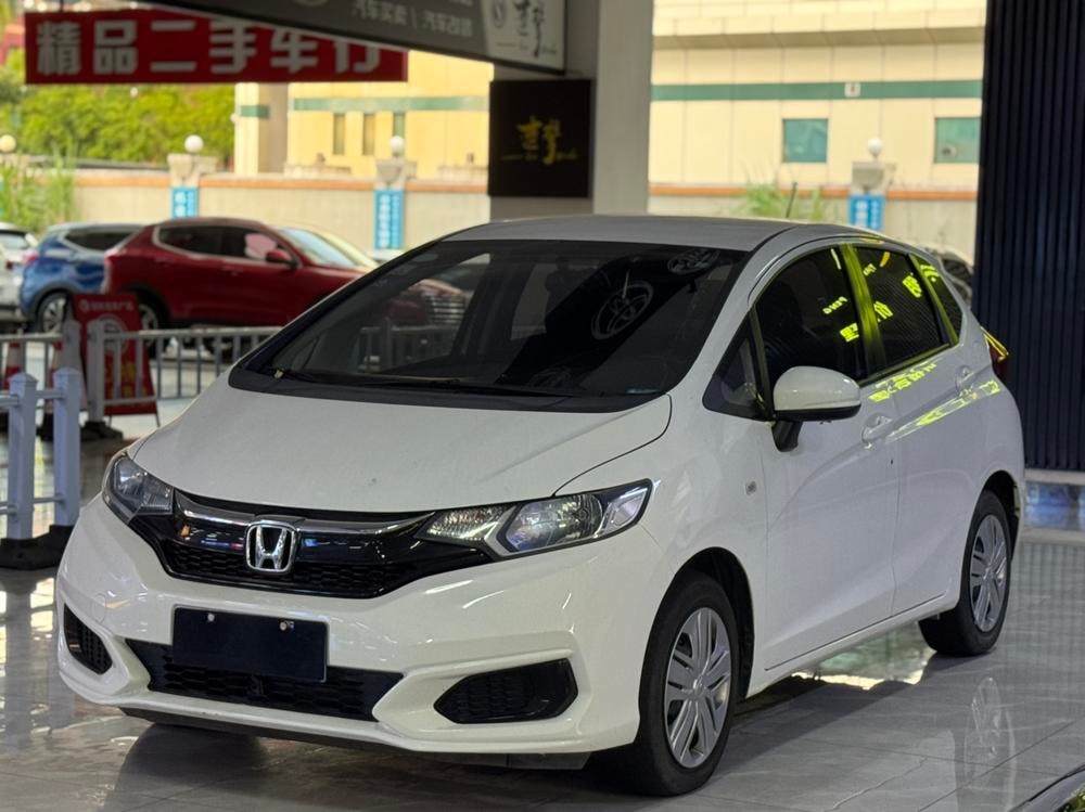 Honda Fit 2018 — фото автомобиля