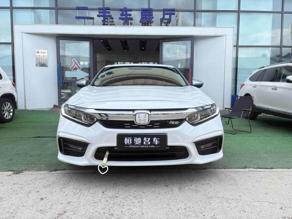 Honda Inspire 2019 — фото автомобиля 1