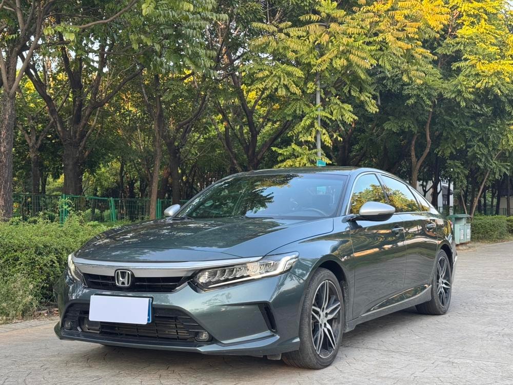 Honda Inspire 2022 — фото автомобиля