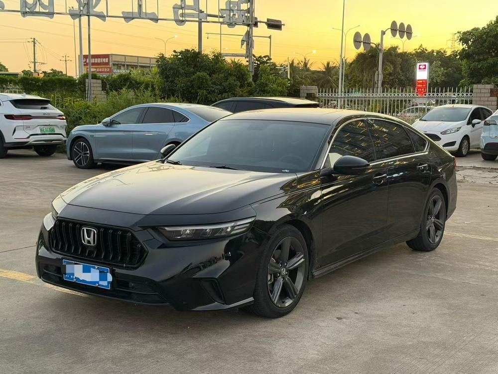 Honda Inspire 2023 — фото автомобиля