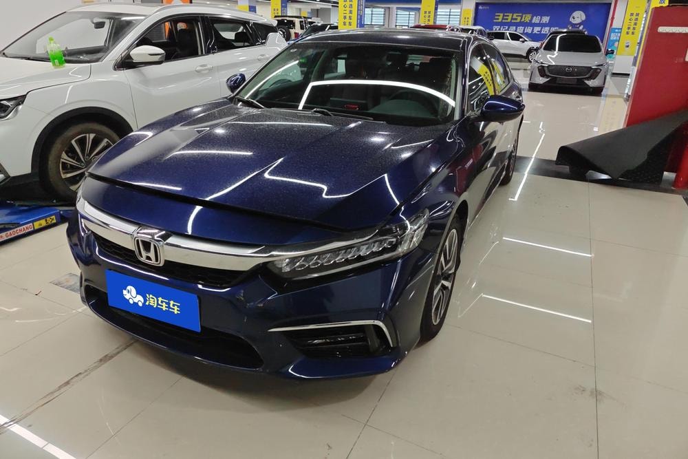 Honda Inspire 2019 — фото автомобиля