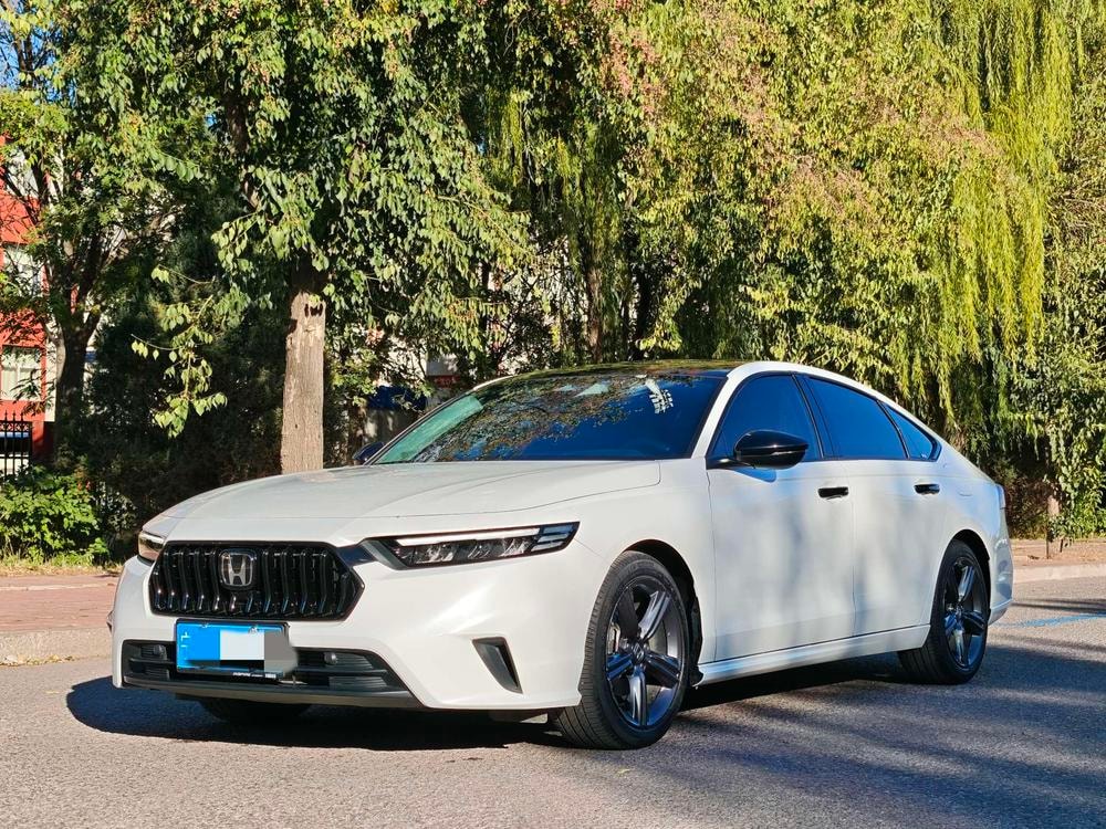 Honda Inspire 2023 — фото автомобиля