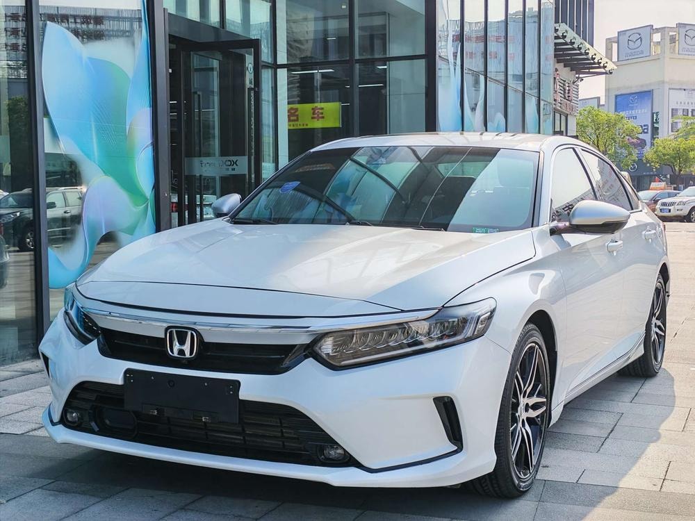 Honda Inspire 2022 — фото автомобиля