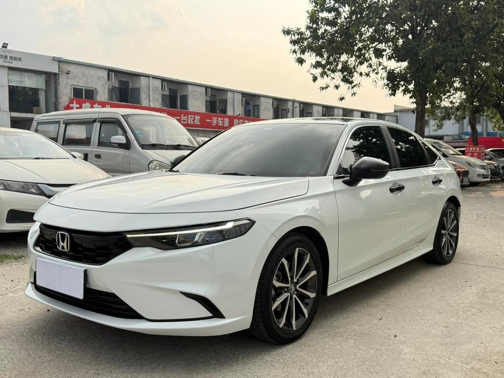 Honda Integra 2023 — фото автомобиля