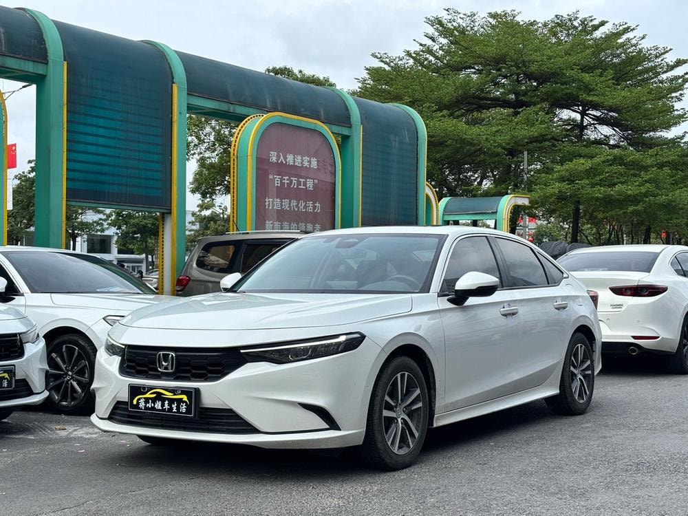 Honda Integra 2023 — фото автомобиля 1