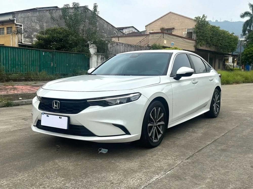 Honda Integra 2023 — фото автомобиля 1