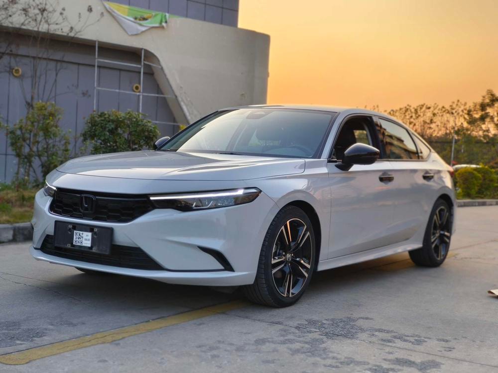 Honda Integra 2023 — фото автомобиля