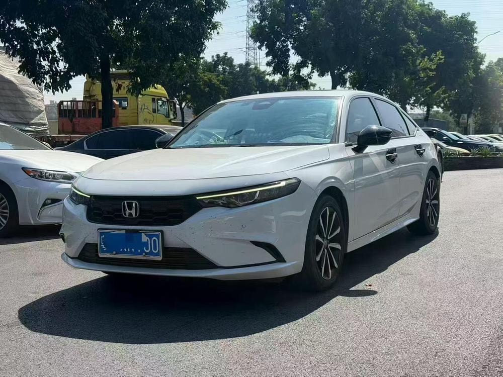 Honda Integra 2023 — фото автомобиля