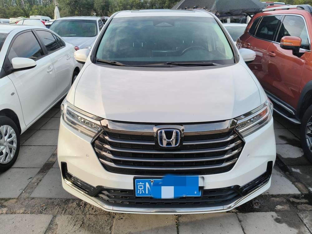 Honda Odyssey 2024 — фото автомобиля 1