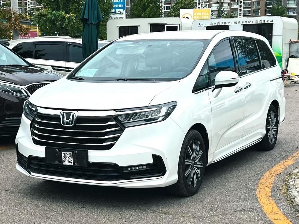 Honda Odyssey 2022 — фото автомобиля