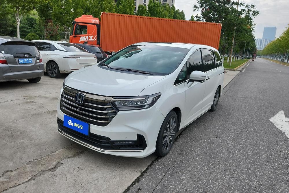 Honda Odyssey 2022 — фото автомобиля