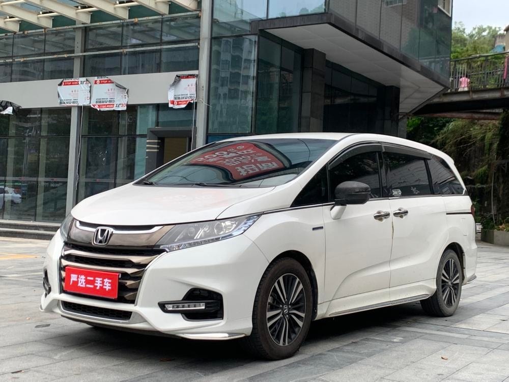Honda Odyssey 2021 — фото автомобиля