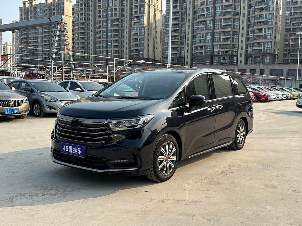 Honda Odyssey 2022 — фото автомобиля