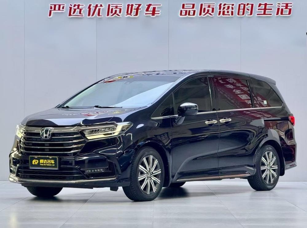 Honda Odyssey 2022 — фото автомобиля