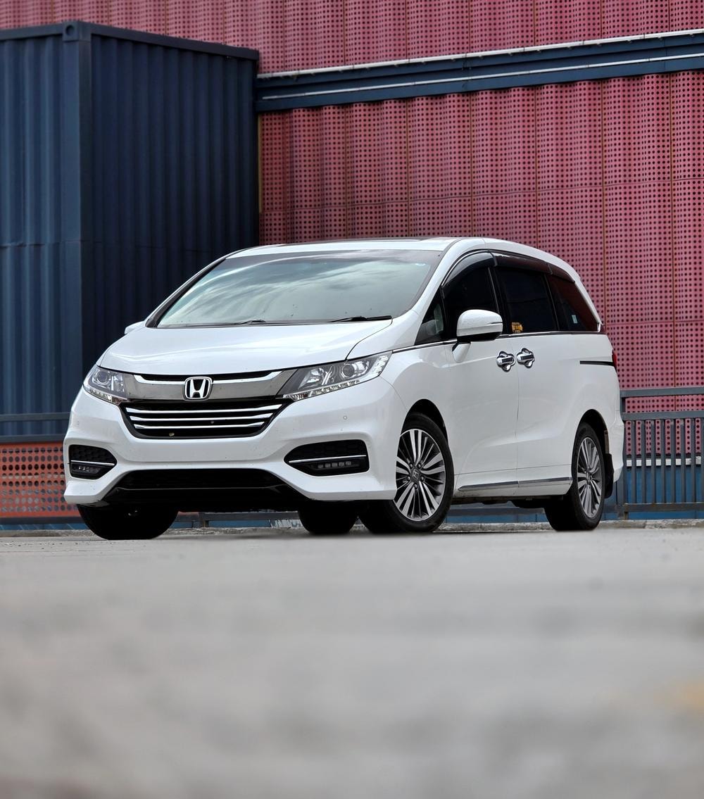 Honda Odyssey 2018 — фото автомобиля