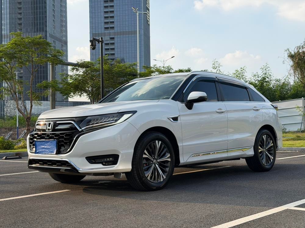 Honda UR-V 2020 — фото автомобиля