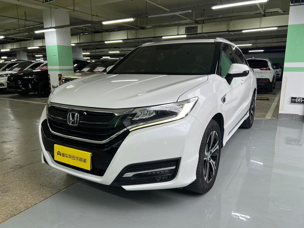Honda UR-V 2017 — фото автомобиля