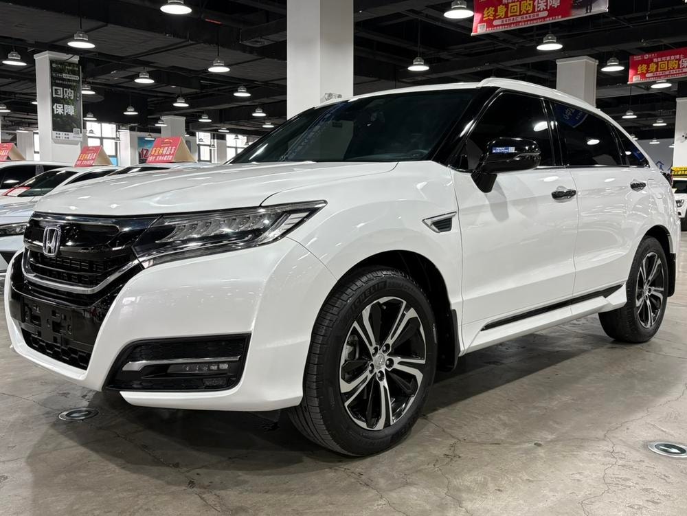 Honda UR-V 2017 — фото автомобиля