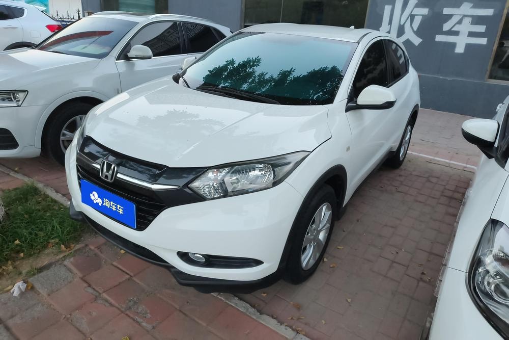 Honda Vezel 2015 — фото автомобиля