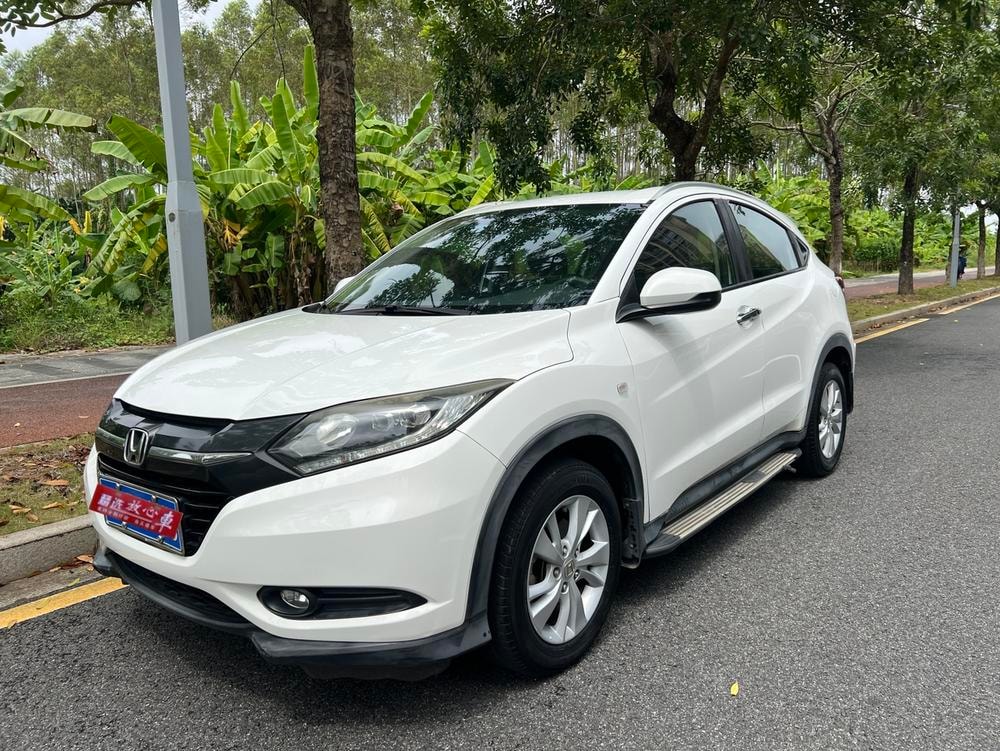 Honda Vezel 2018 — фото автомобиля