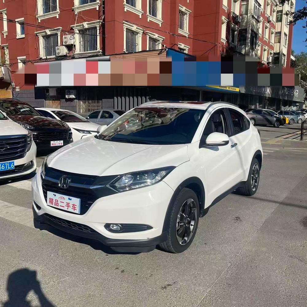 Honda Vezel 2015 — фото автомобиля