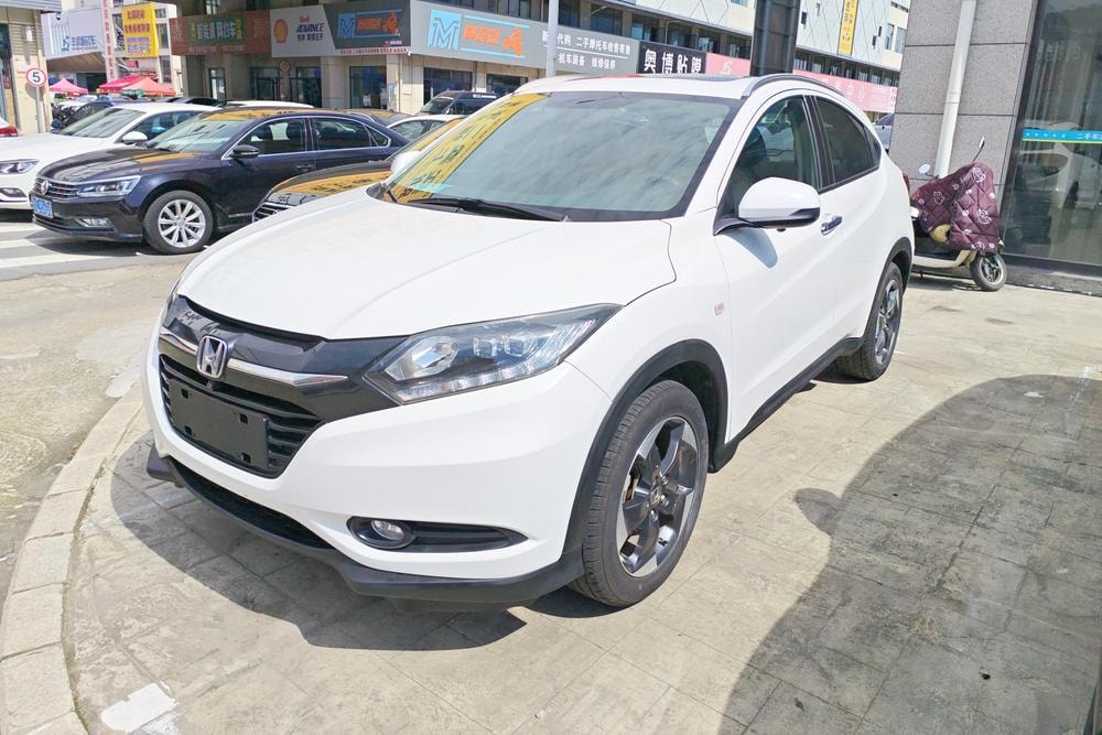 Honda Vezel 2017 — фото автомобиля