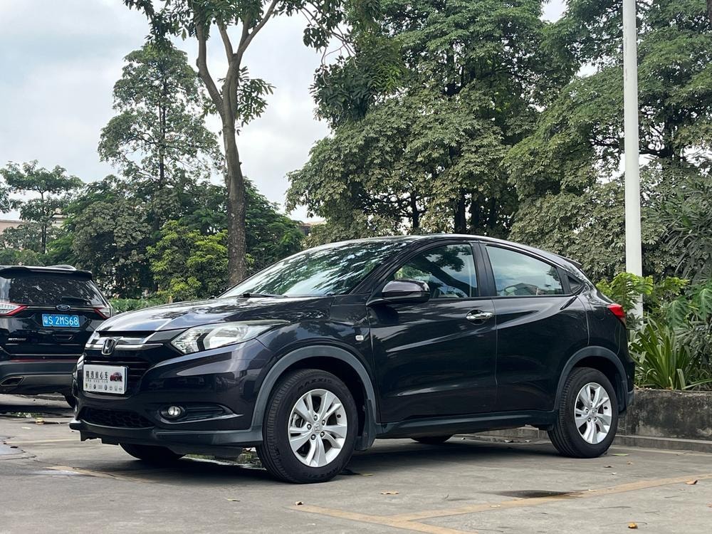 Honda Vezel 2017 — фото автомобиля