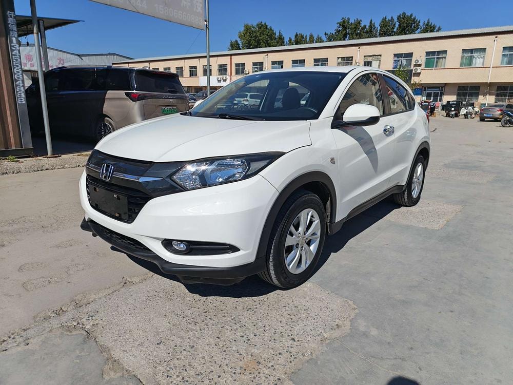 Honda Vezel 2017 — фото автомобиля