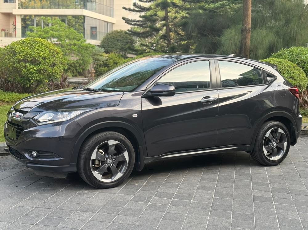 Honda Vezel 2017 — фото автомобиля