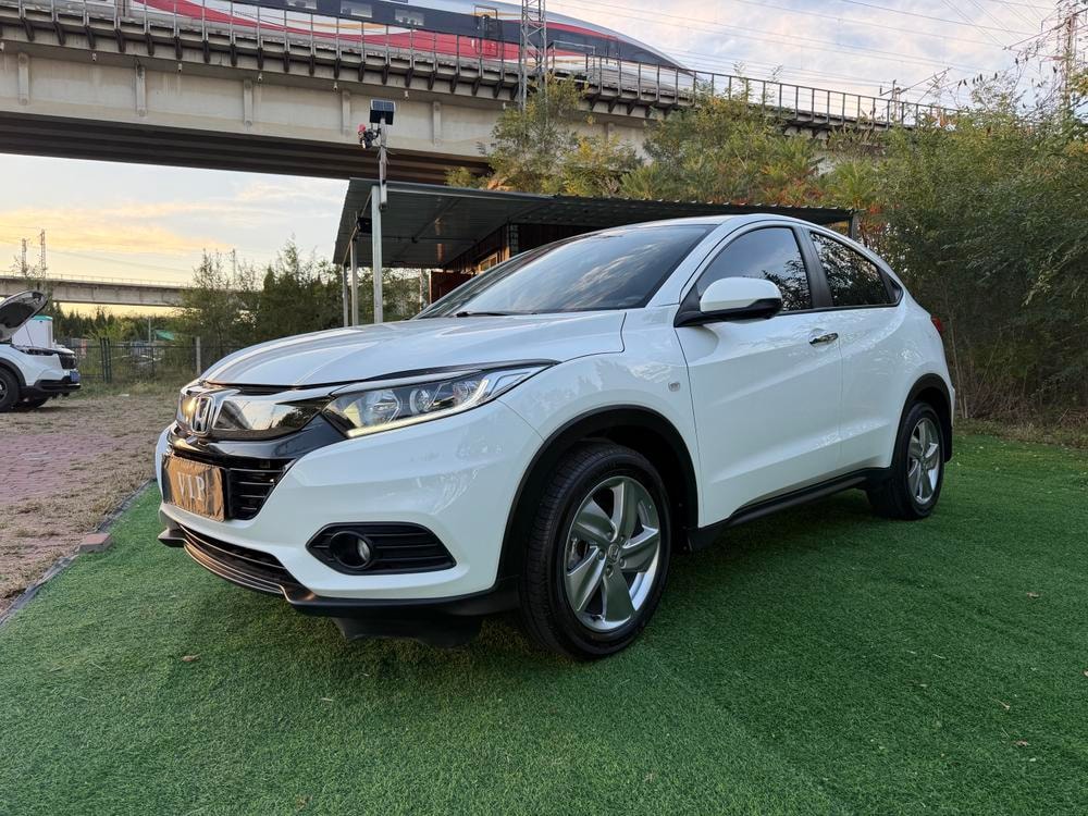 Honda Vezel 2022 — фото автомобиля