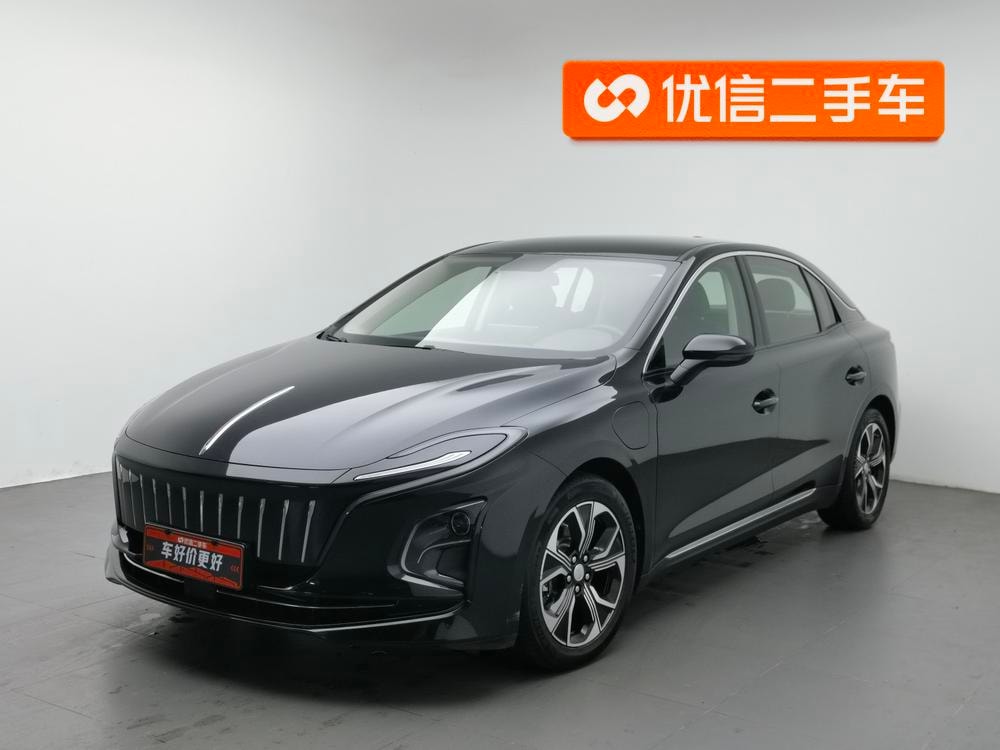 Hongqi E-QM5 2021 — фото автомобиля 1