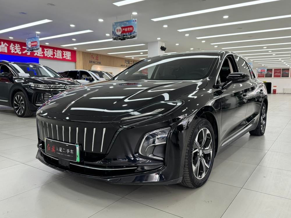 Hongqi E-QM5 2022 — фото автомобиля 1