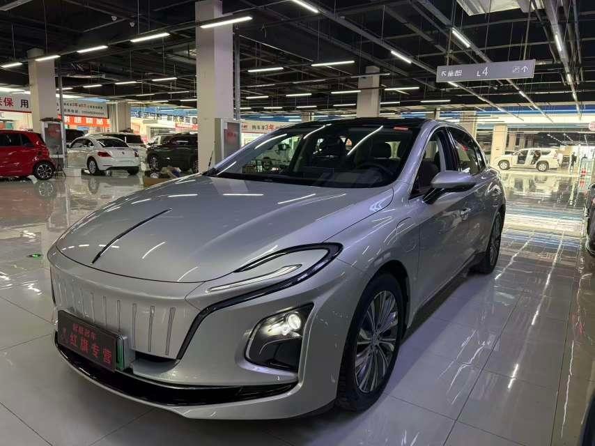 Hongqi E-QM5 2022 — фото автомобиля 1